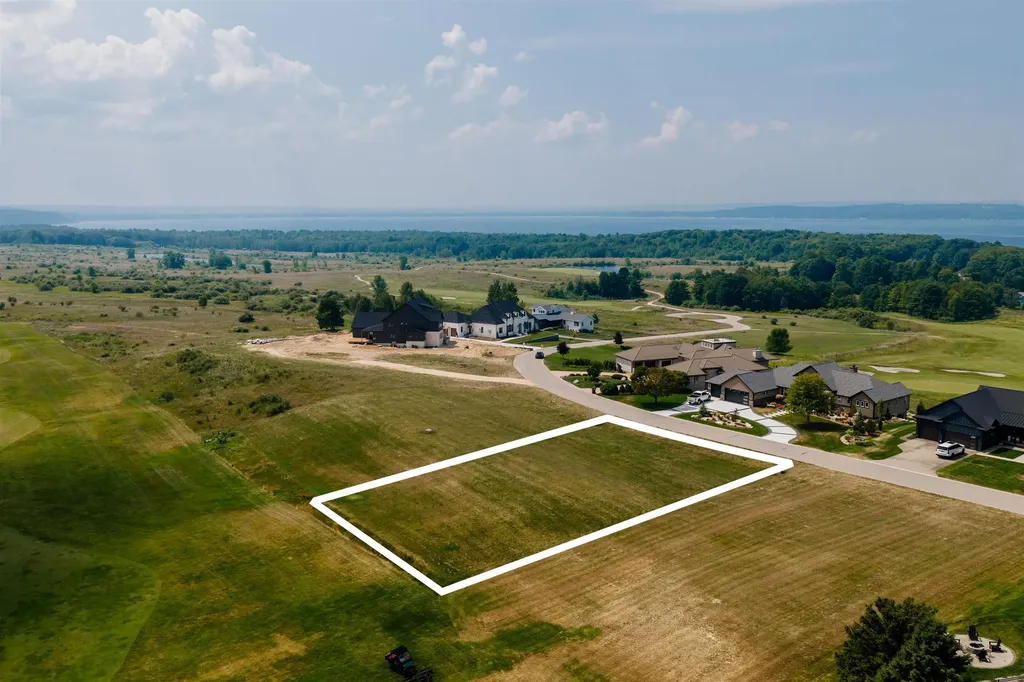 4182 Dornoch Court Acme Township MI 49690