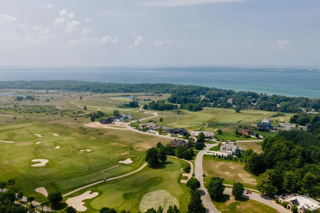 4182 Dornoch Court Acme Township MI 49690
