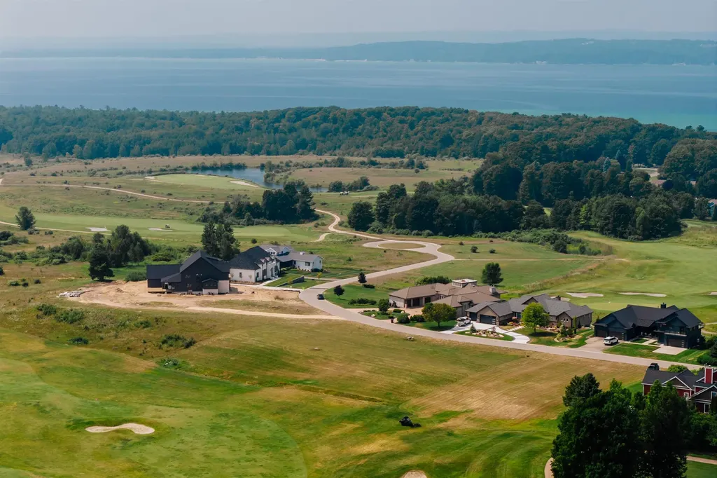 4182 Dornoch Court Acme Township MI 49690