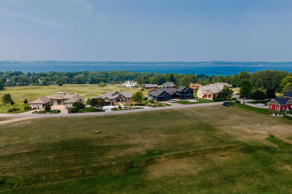 4182 Dornoch Court Acme Township MI 49690