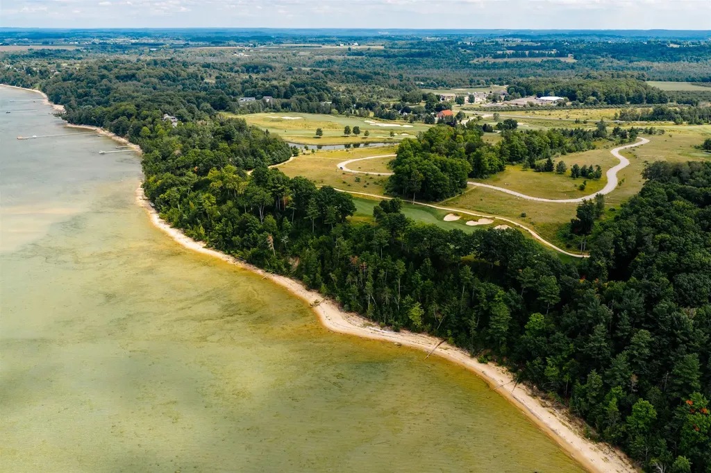 4182 Dornoch Court Acme Township MI 49690