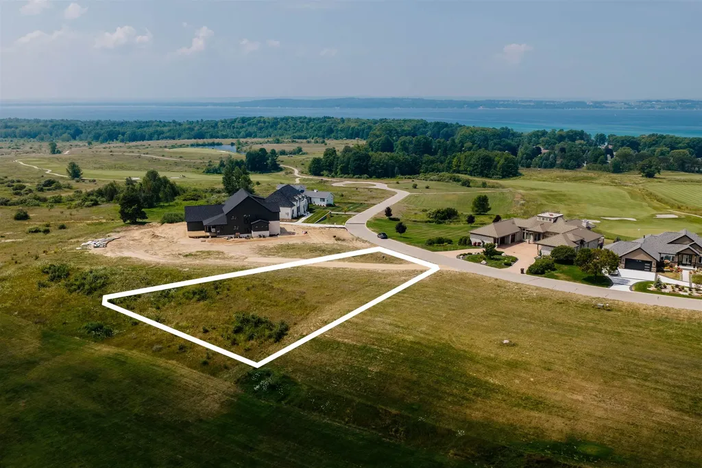 4170 Dornoch Court Acme Township MI 49690