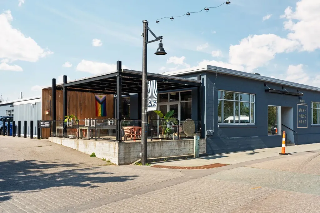 144 Hall Street Traverse City City MI 49684