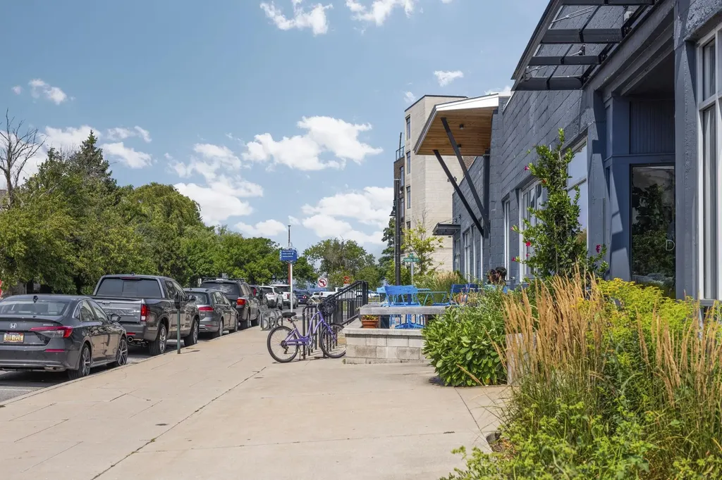 144 Hall Street Traverse City City MI 49684