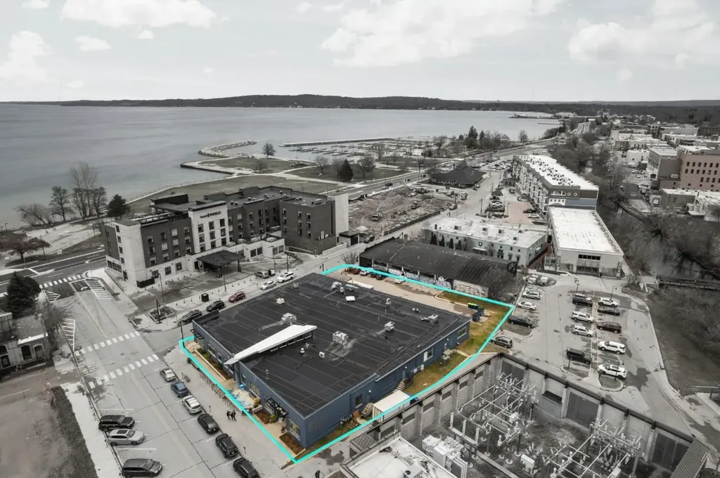 144 Hall Street Traverse City City MI 49684