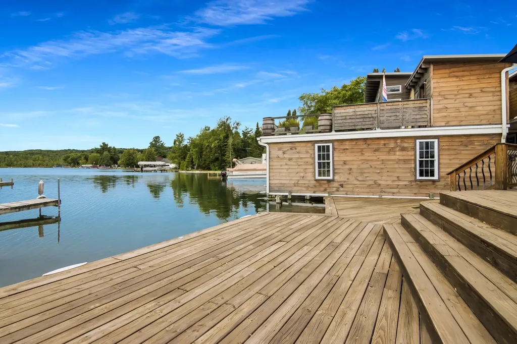 7515 Crystal Beach Road Clearwater Township MI 49676