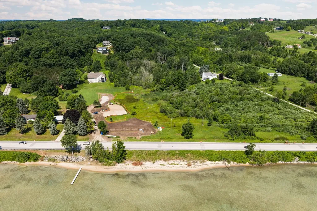 5380 S West Bay Shore Bingham Township MI 49682