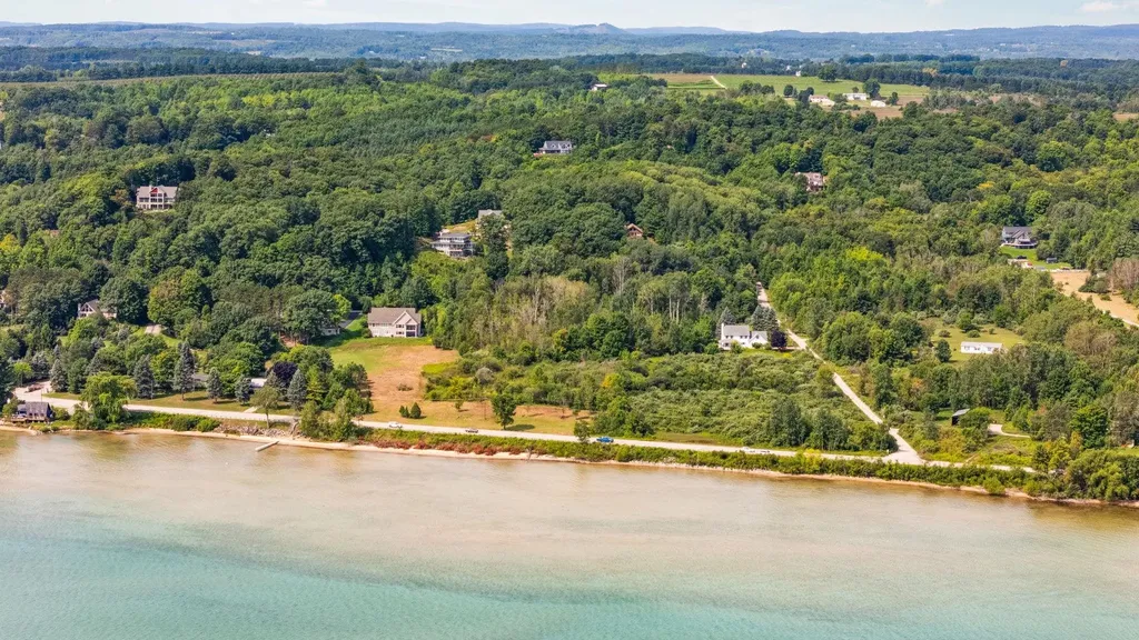 5380 S West Bay Shore Bingham Township MI 49682