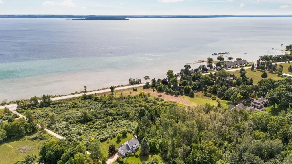 5368 S West Bay Shore Bingham Township MI 49682