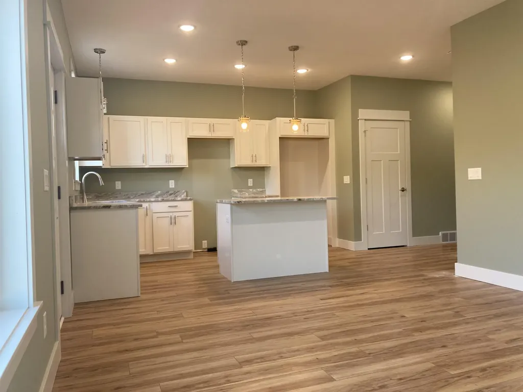 9348 S Flaska Drive Solon Township MI 49621
