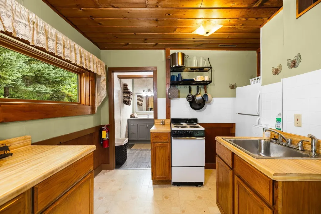 6841 Brown Bridge Road Union Township MI 49696