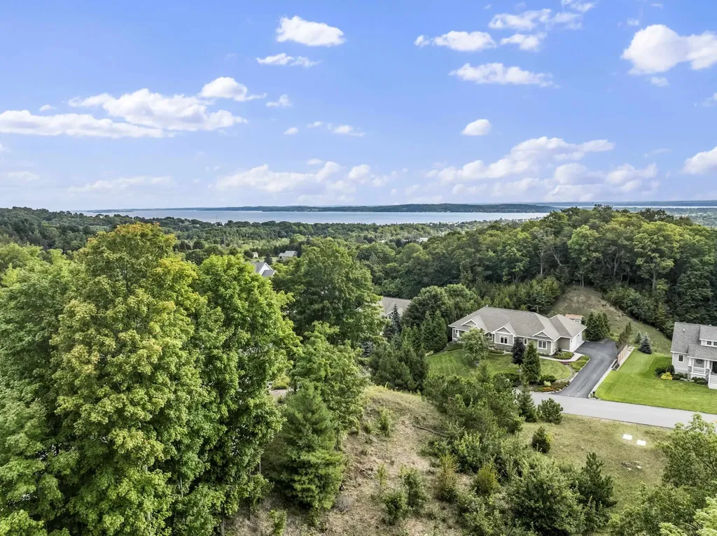 00 Buteo Drive Garfield Charter Township MI 49684
