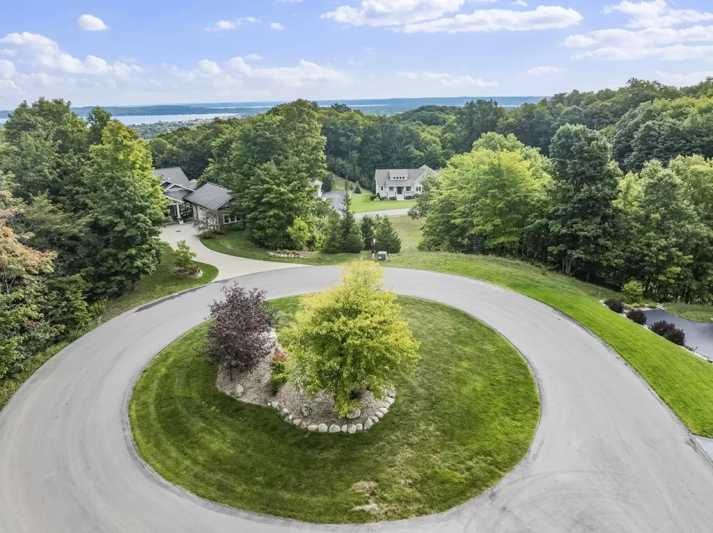 00 Buteo Drive Garfield Charter Township MI 49684