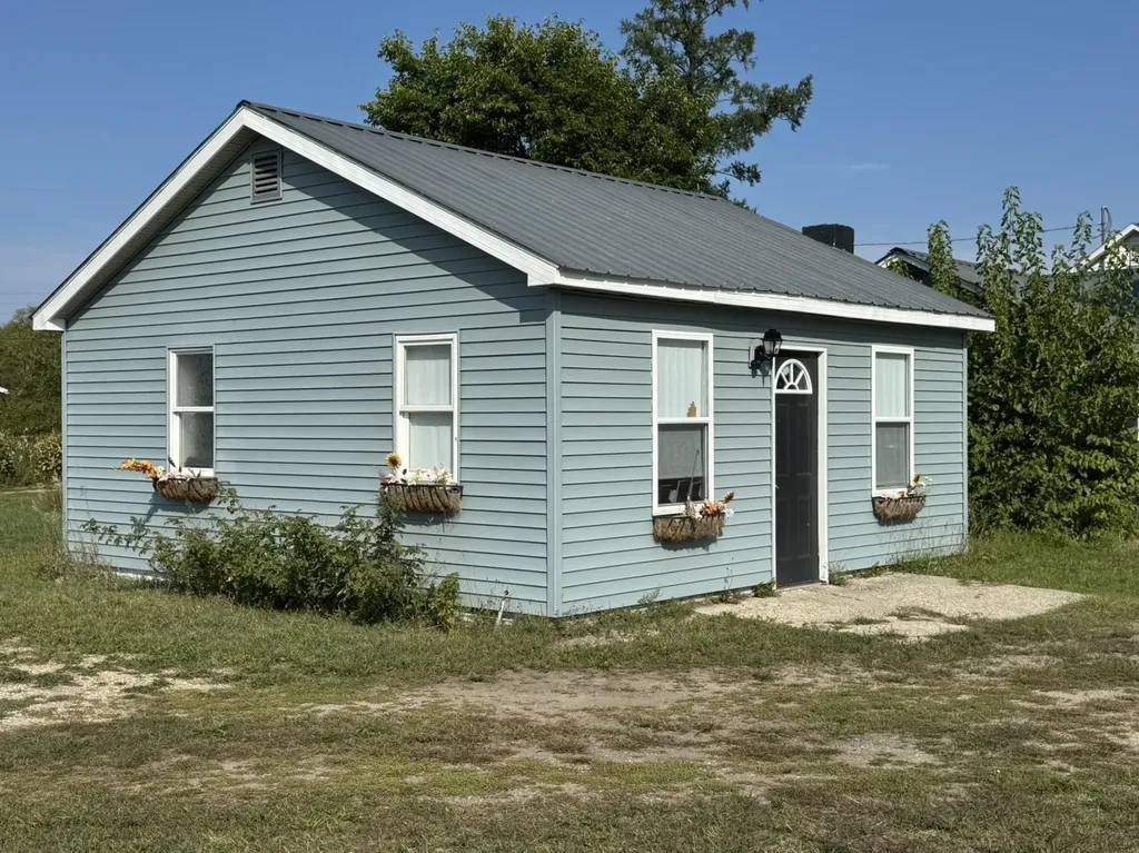 8281 Rapid City Road Clearwater Township MI 49676