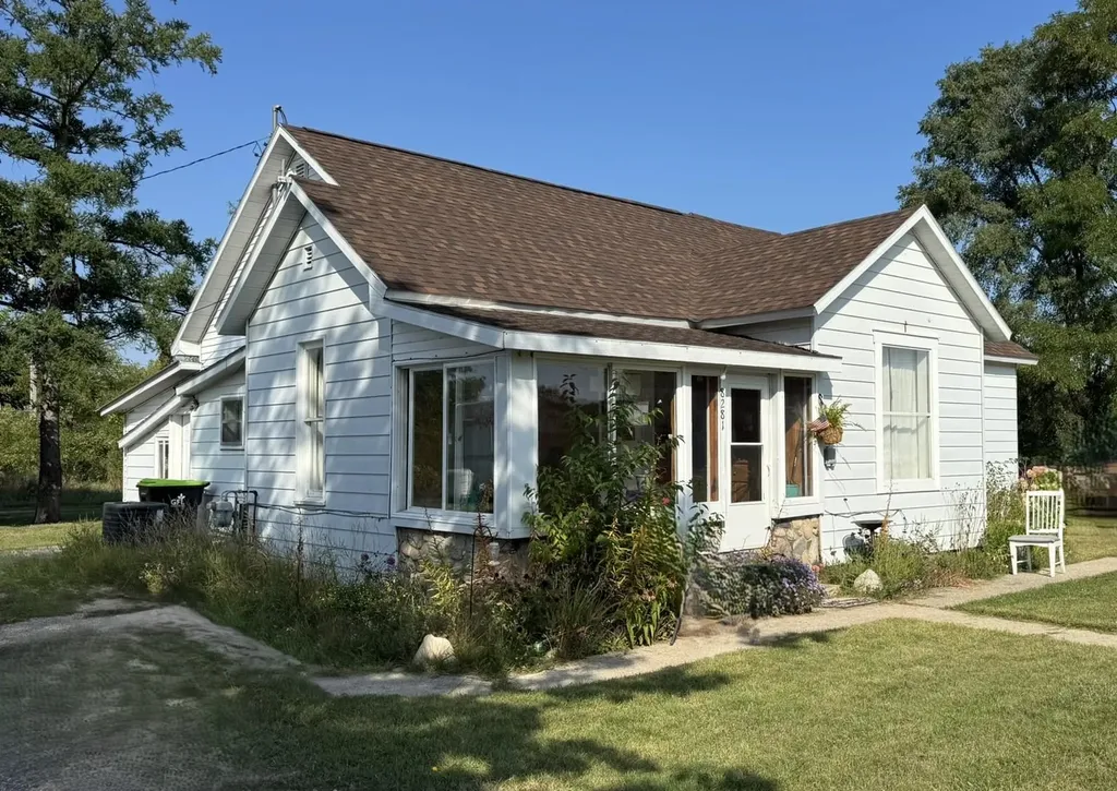 8281 Rapid City Road Clearwater Township MI 49676