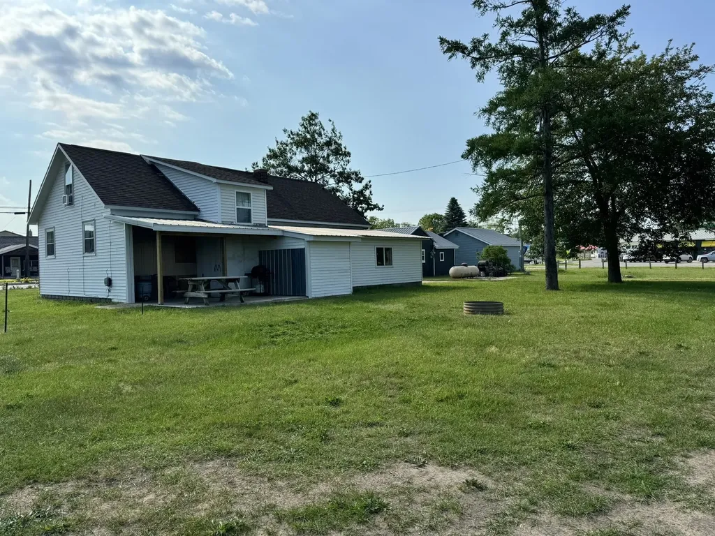 8281 Rapid City Road Clearwater Township MI 49676