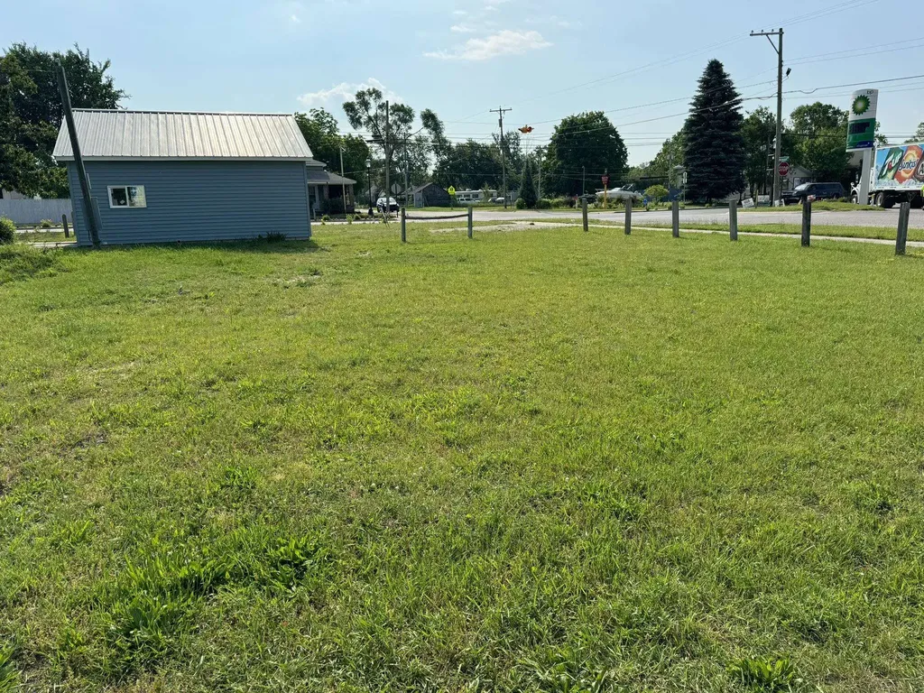 8281 Rapid City Road Clearwater Township MI 49676