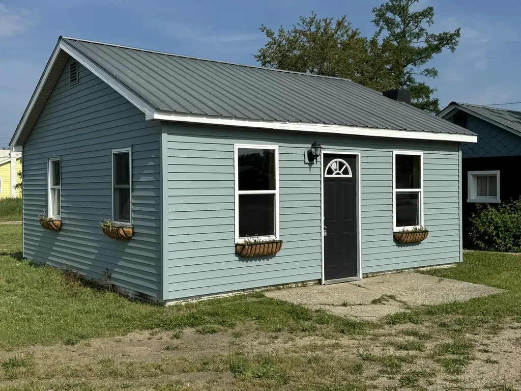 8281 Rapid City Road Clearwater Township MI 49676