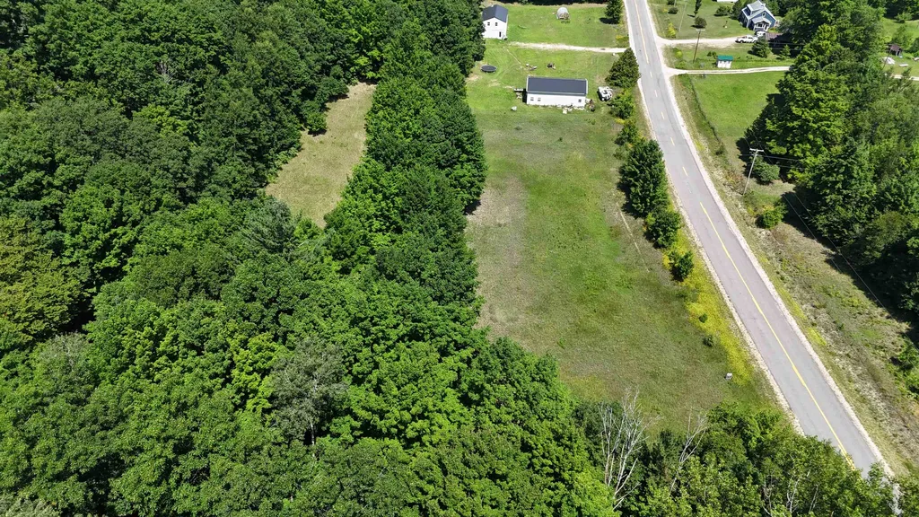 00 S Schomberg Road Leland Township MI 49653
