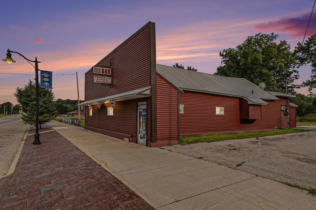 116 W Wexford Avenue Hanover Township MI 49620
