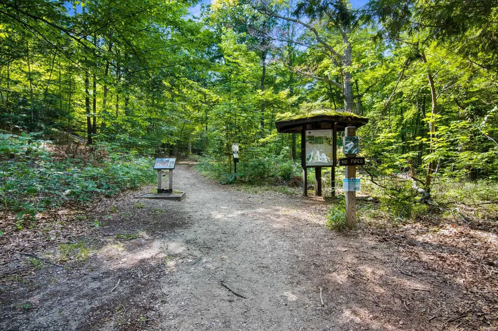 830 - 102 Cottageview Drive Traverse City City MI 49684