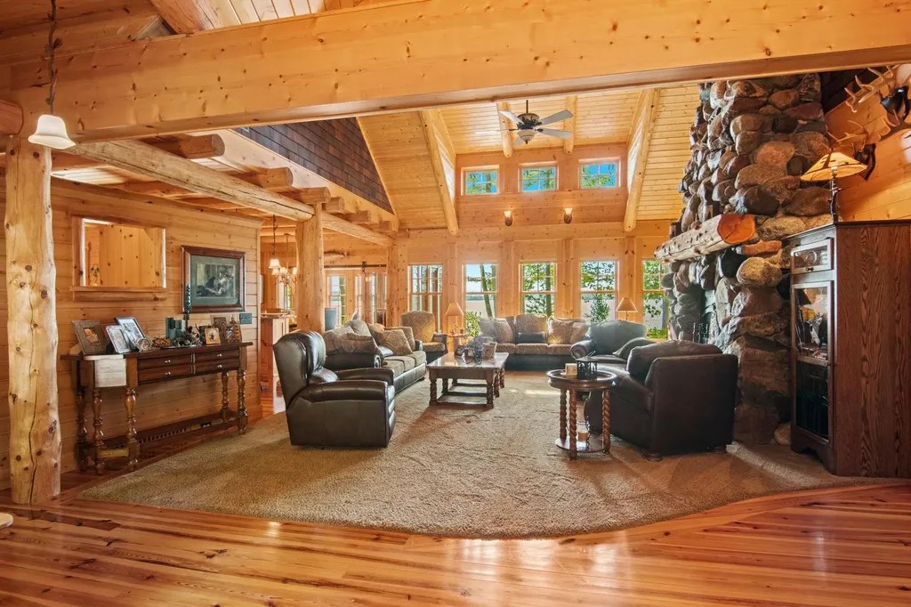8739 Skegemog Point Road Whitewater Township MI 49690