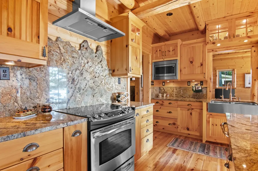 8739 Skegemog Point Road Whitewater Township MI 49690