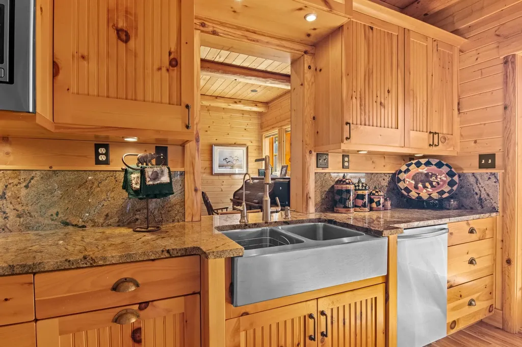 8739 Skegemog Point Road Whitewater Township MI 49690