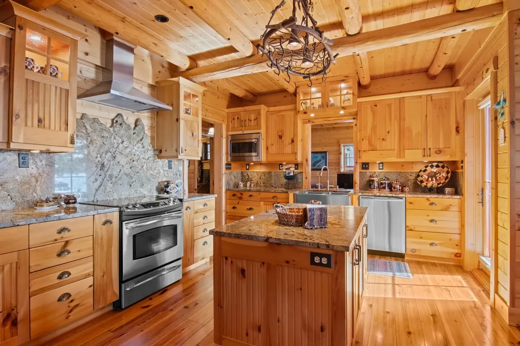 8739 Skegemog Point Road Whitewater Township MI 49690