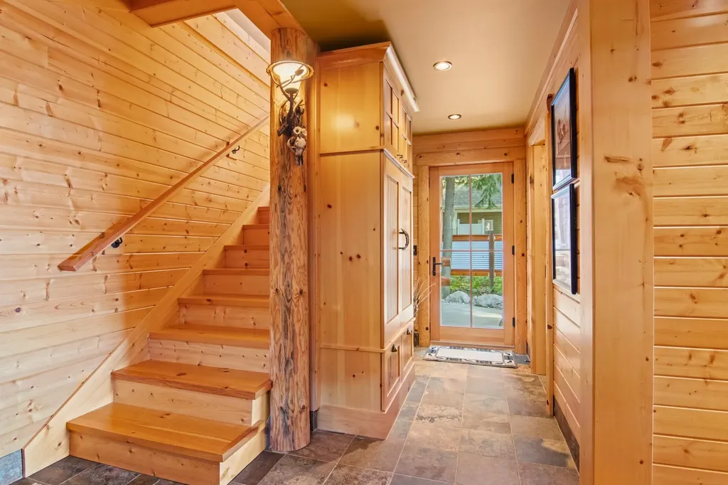 8739 Skegemog Point Road Whitewater Township MI 49690
