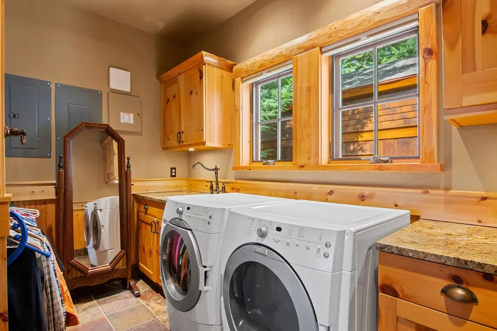 8739 Skegemog Point Road Whitewater Township MI 49690