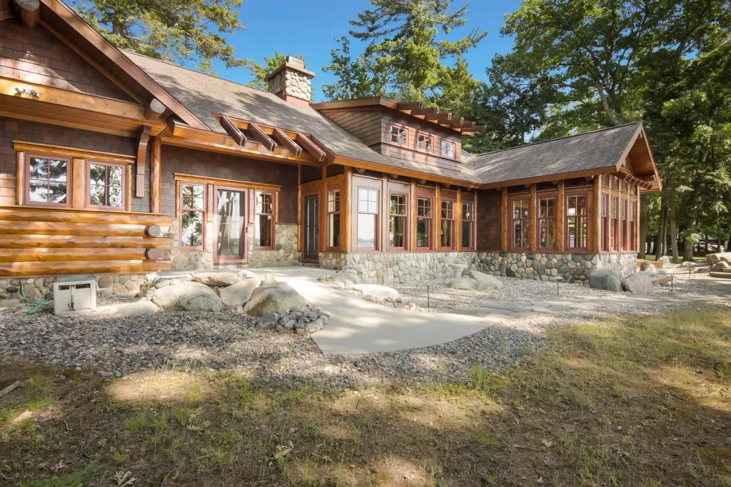 8739 Skegemog Point Road Whitewater Township MI 49690