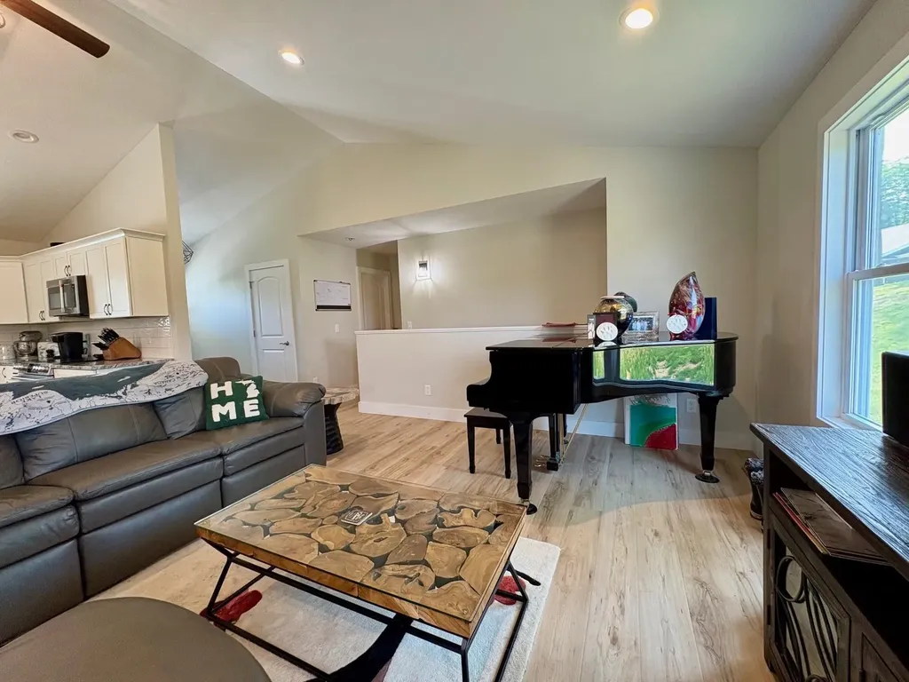 1420 Umber Drive Garfield Charter Township MI 49696
