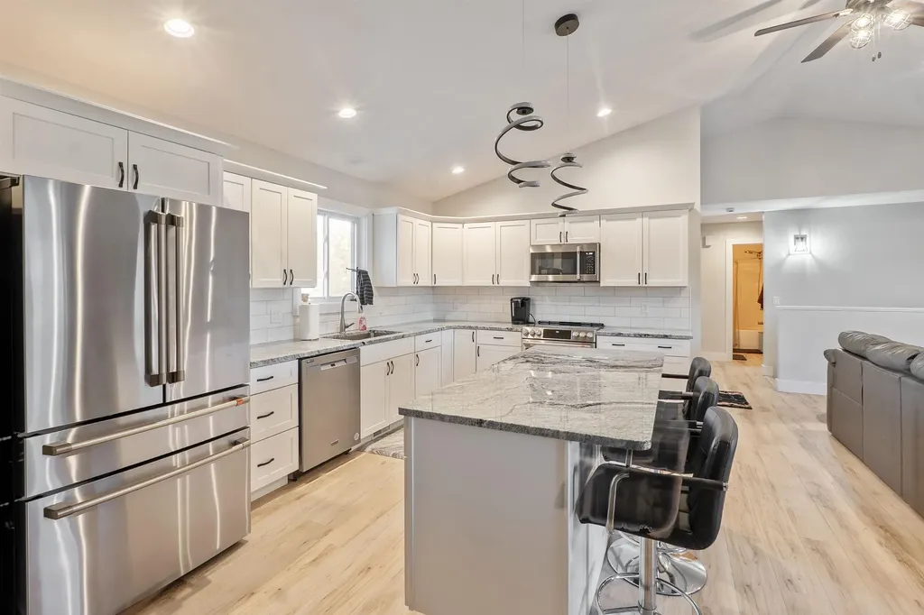 1420 Umber Drive Garfield Charter Township MI 49696