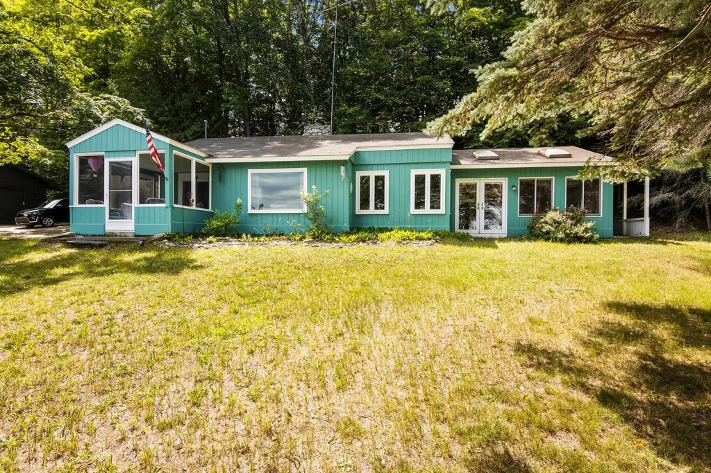 1070 N Us-31 Torch Lake Township MI 49648
