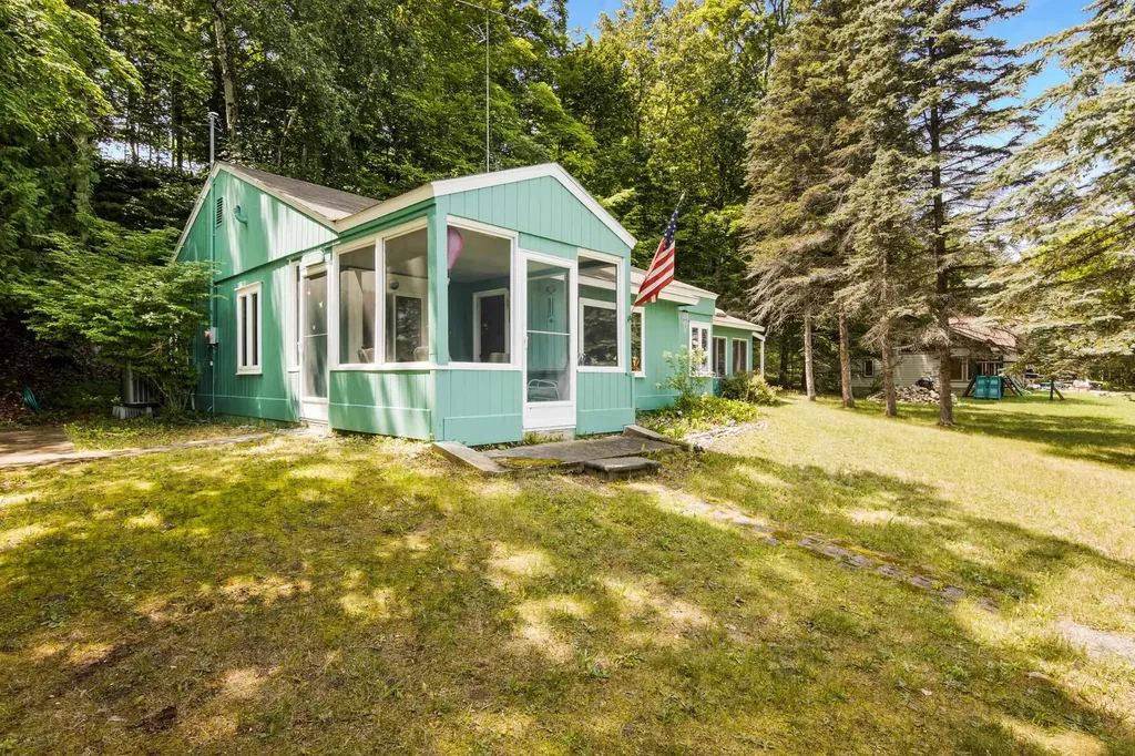 1070 N Us-31 Torch Lake Township MI 49648