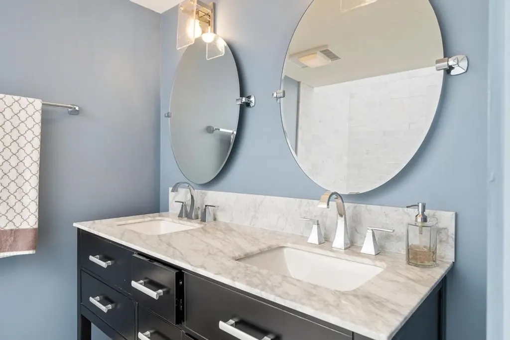 111B Belvedere Avenue Charlevoix Township MI 49720