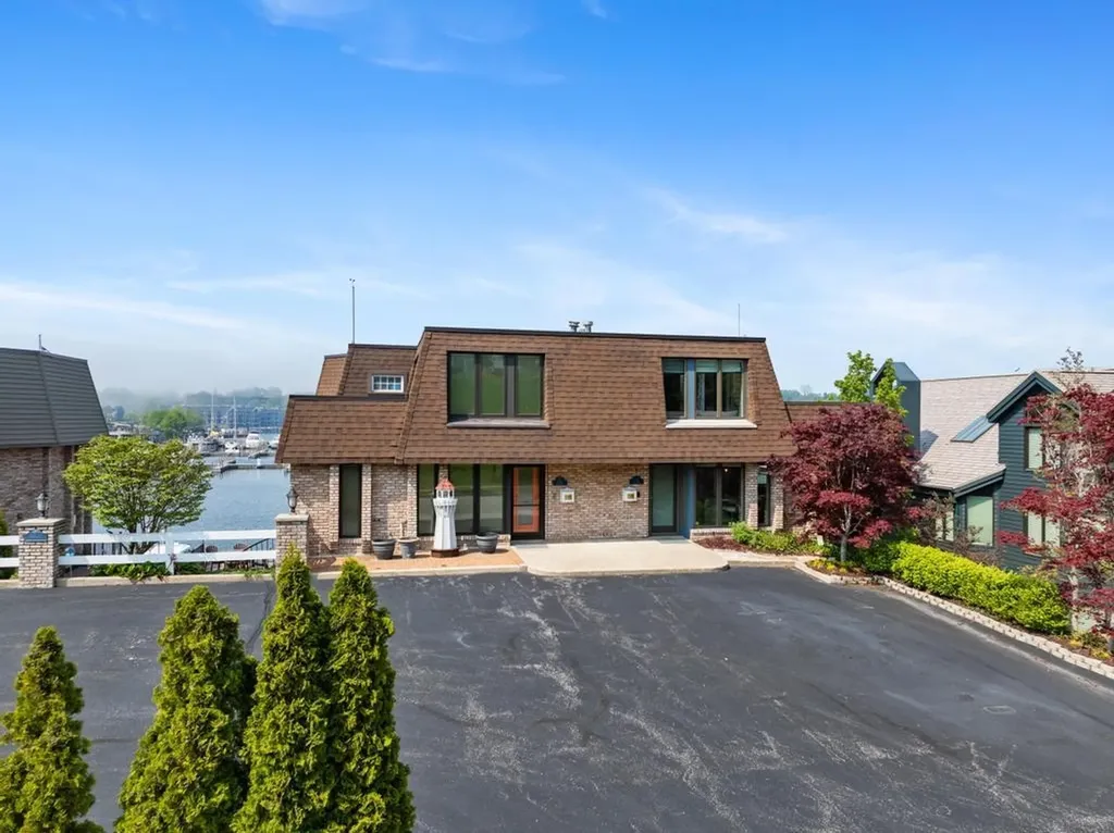 111B Belvedere Avenue Charlevoix Township MI 49720
