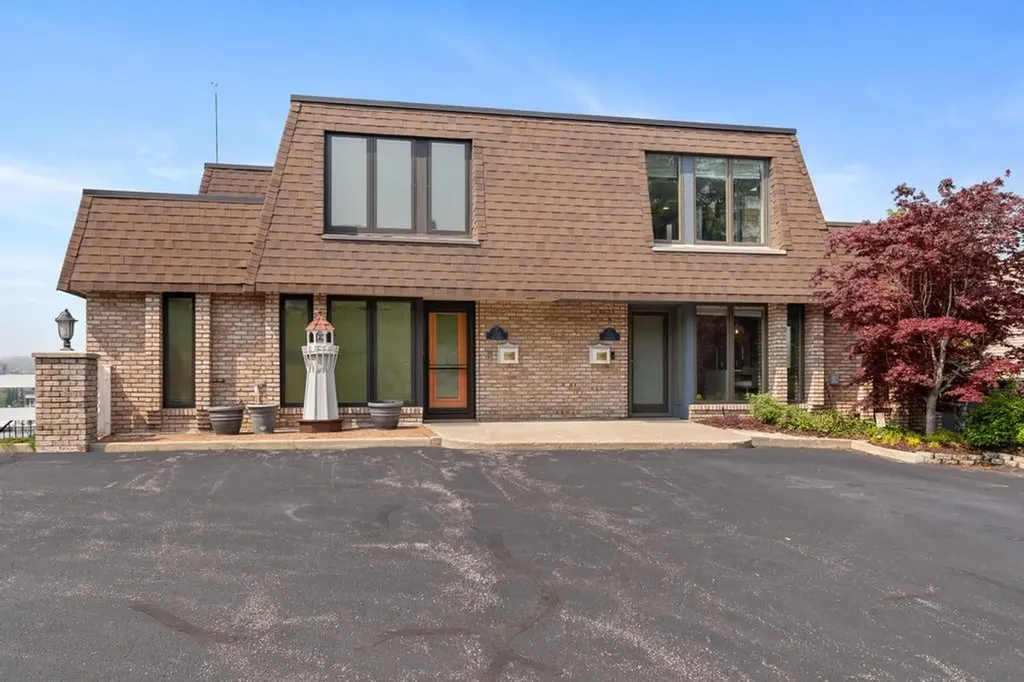 111B Belvedere Avenue Charlevoix Township MI 49720