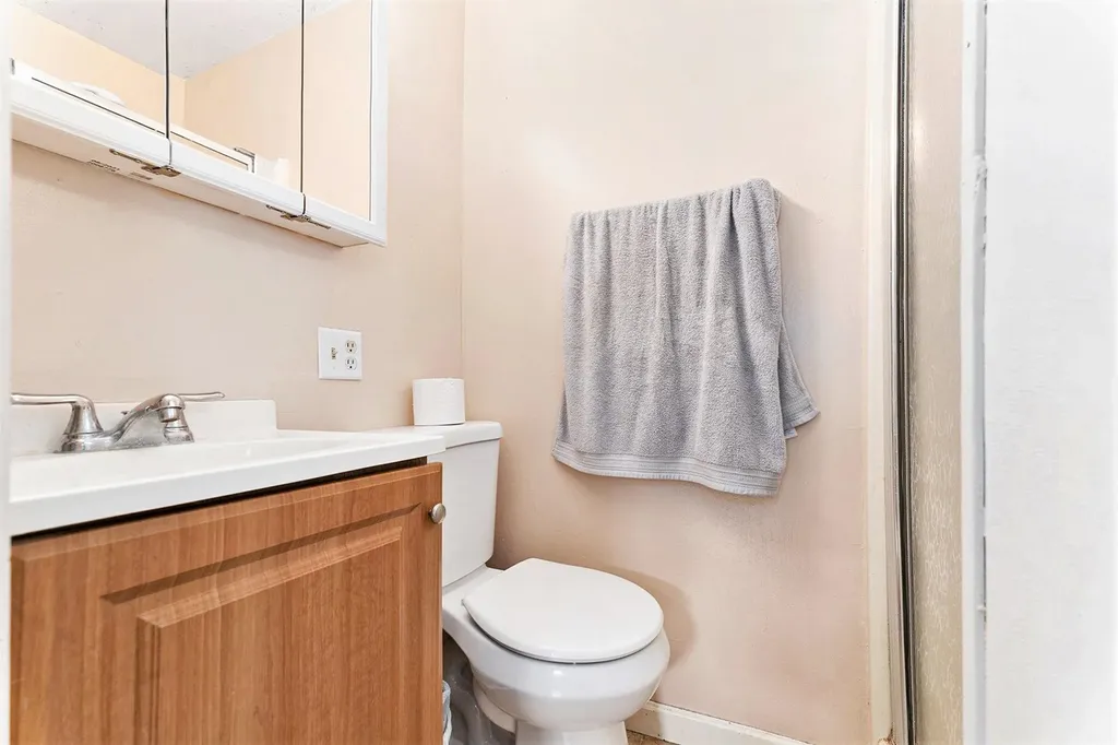 209 S Carmel Street Cadillac City MI 49601