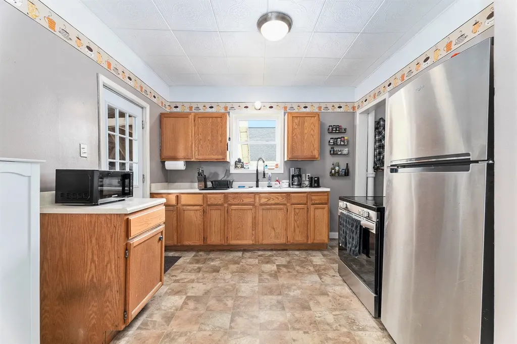 209 S Carmel Street Cadillac City MI 49601