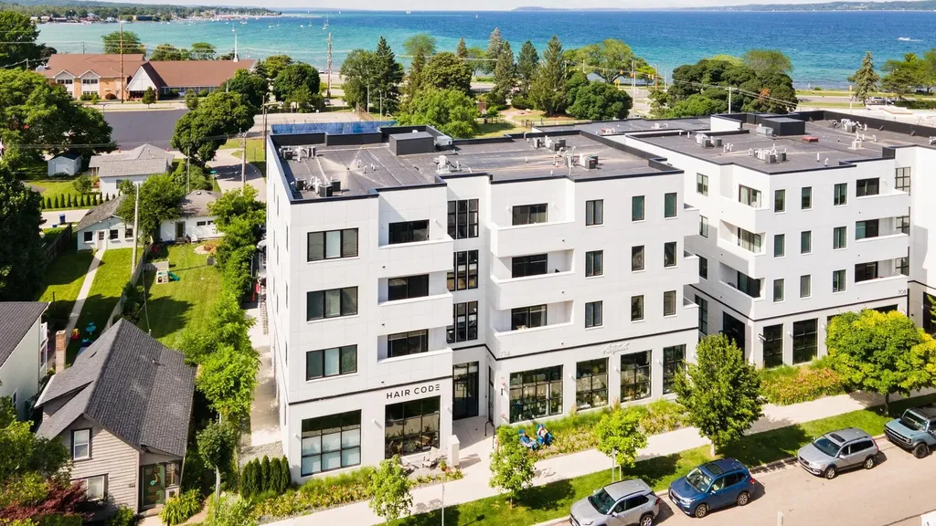 714 #308 Randolph Street Traverse City City MI 49684