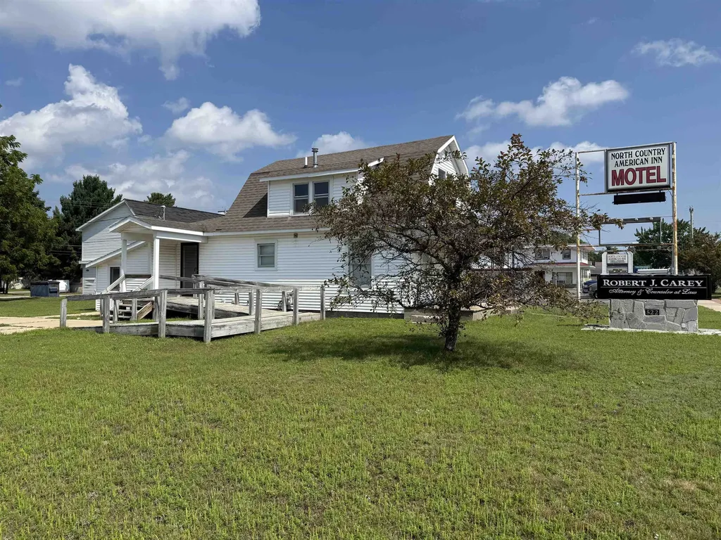522 S Cedar Kalkaska Township MI 49646