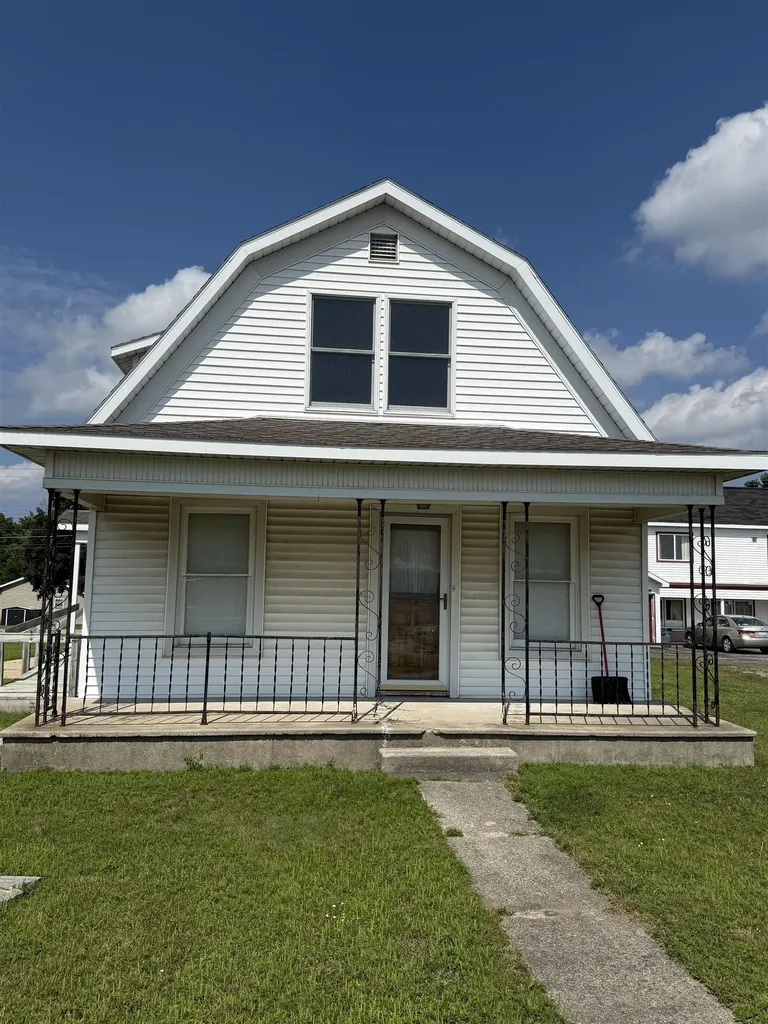 522 S Cedar Kalkaska Township MI 49646