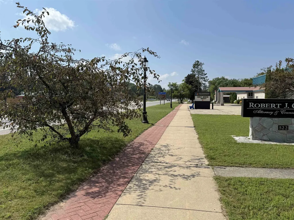 522 S Cedar Kalkaska Township MI 49646