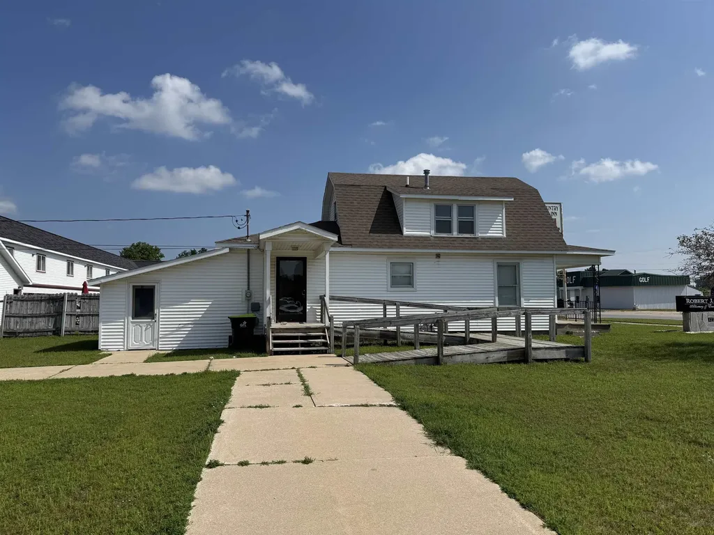 522 S Cedar Kalkaska Township MI 49646