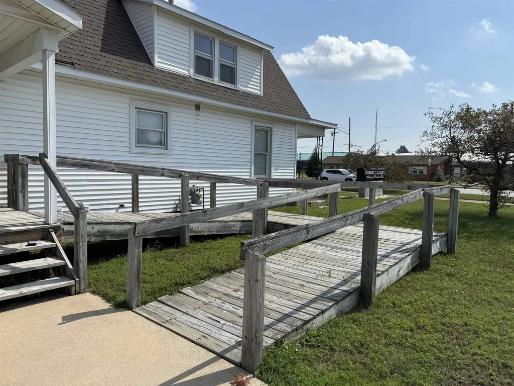 522 S Cedar Kalkaska Township MI 49646