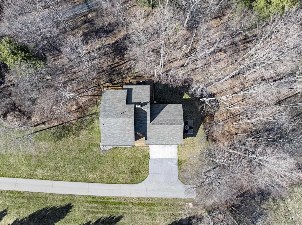 4692 E Duck Lake Road Leland Township MI 49653