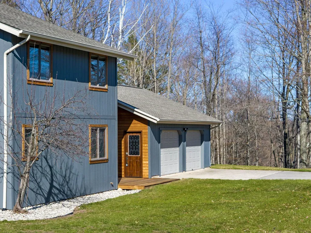 4692 E Duck Lake Road Leland Township MI 49653