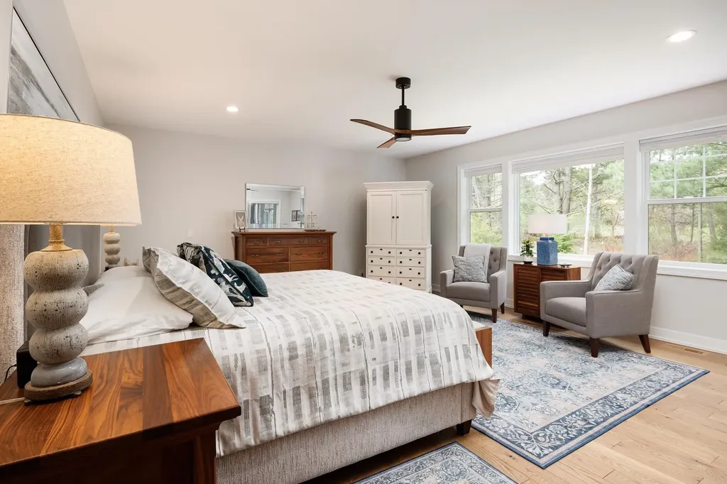 176 Vineyard Ridge Drive Peninsula Township MI 49686